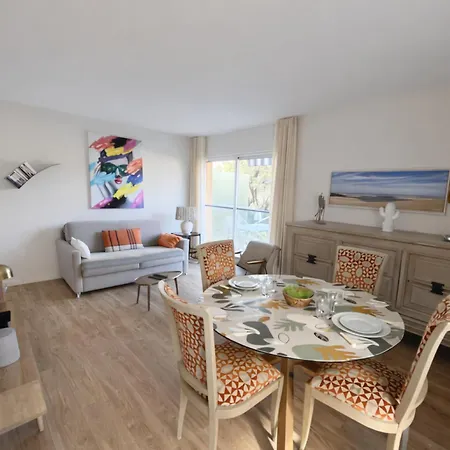 T2 Au Calme Avec Balcon Et Parking Prive Arcachon