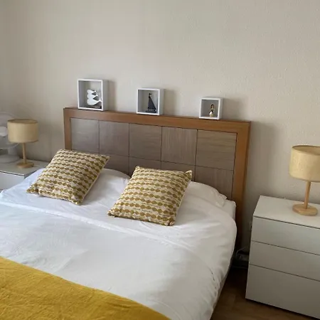 T2 Au Calme Avec Balcon Et Parking Prive Apartmán Arcachon